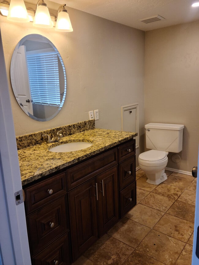 Building Photo - 11526 Equestrian Dr