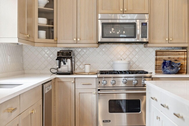 Building Photo - 38 White Cliffs Blvd