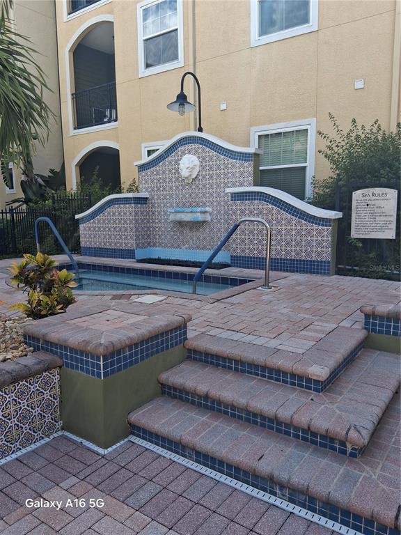 Primary Photo - 1810 E Palm Ave