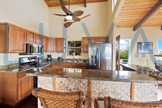 Building Photo - 3Bd 2Ba Furnished Home:  Pet Friendly with Fantastic Ocean Views!