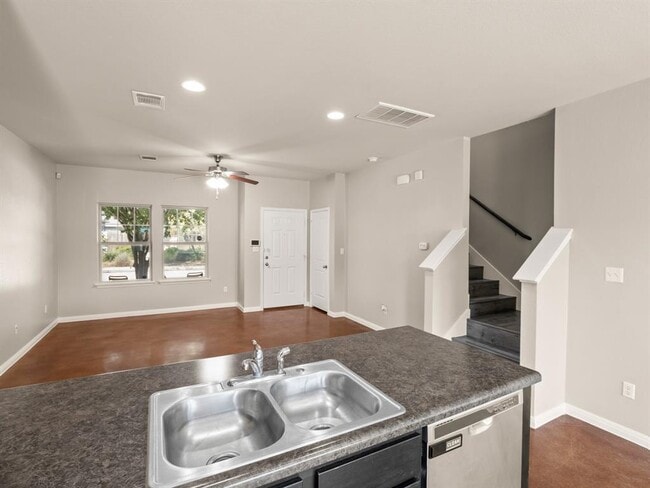 Building Photo - 4505 Esper Ln