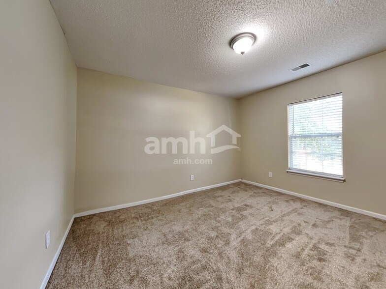 Building Photo - 1319 Bishop Pine Dr