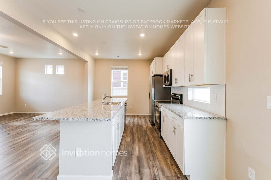Building Photo - 22375 E 39th Ave
