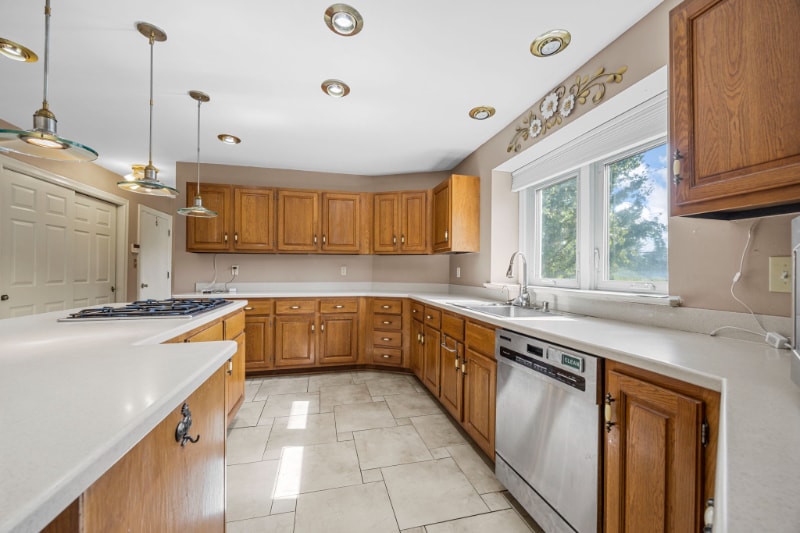 Building Photo - 2244 Kehrsglen Ct
