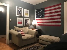 1 Bedroom Living Room - The Rochelle aka Fourth Willis