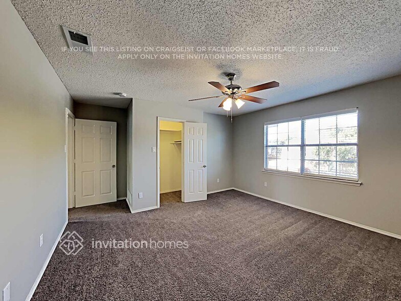 Building Photo - 3014 Lois Ln