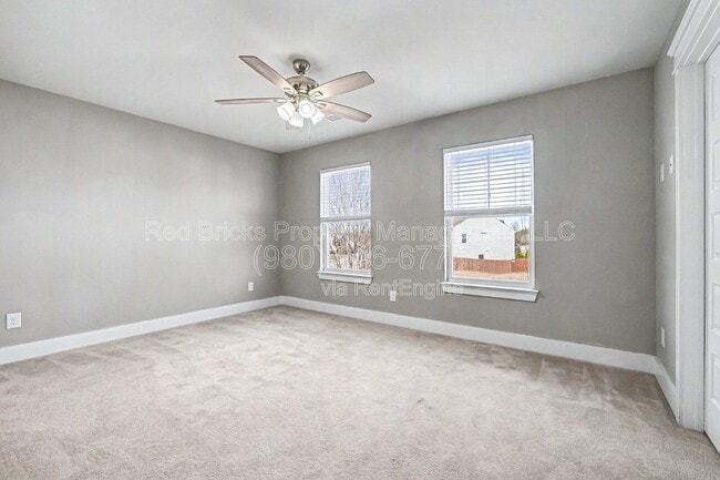 Building Photo - 149 Kingston Drive