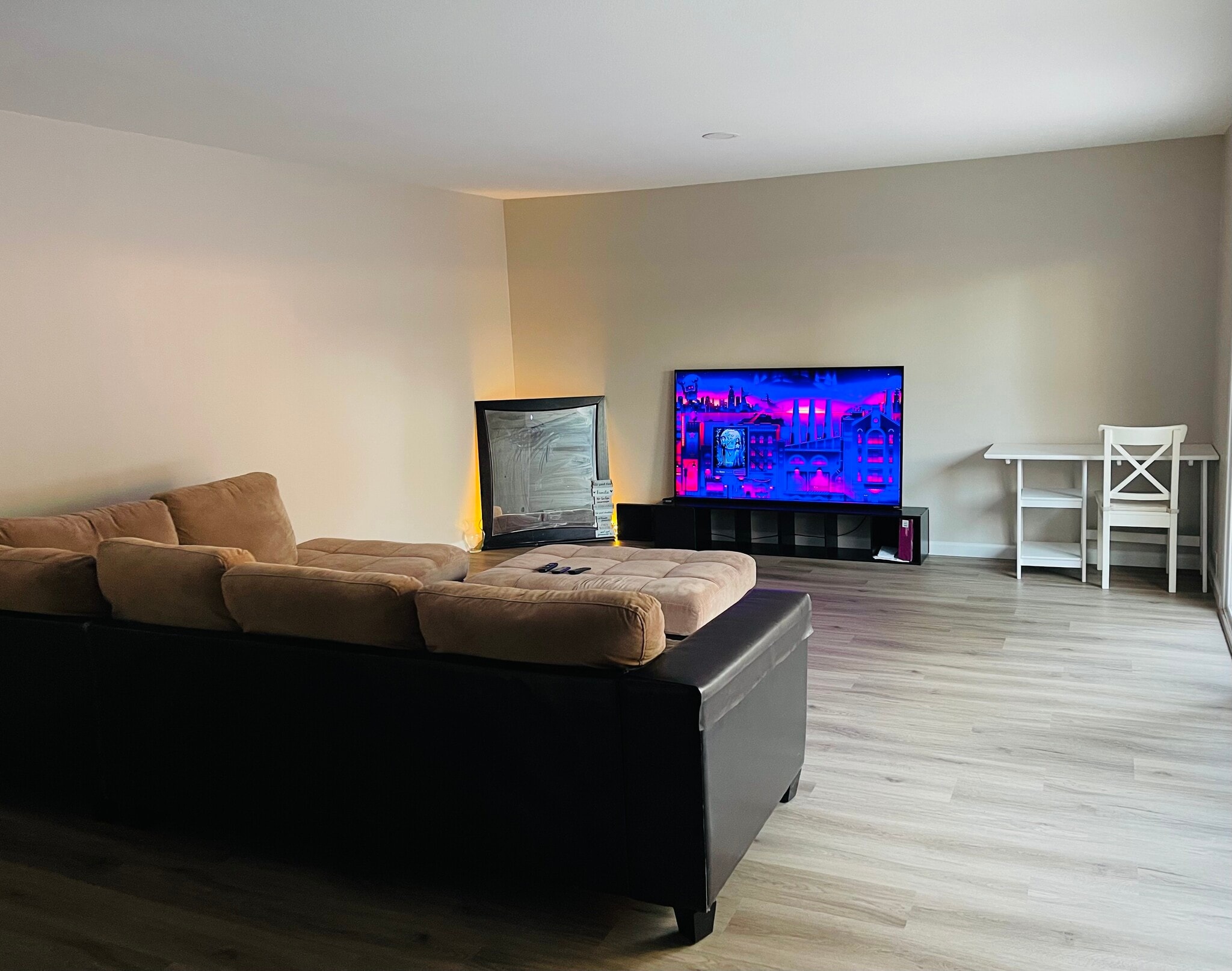 Building Photo - 2600 Jones Rd