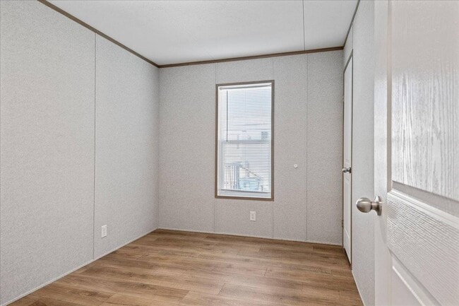 Building Photo - 1751 N Grand Ave W