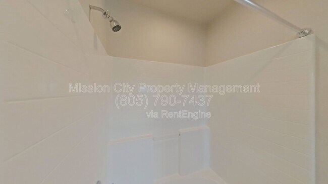Building Photo - 6600 Calle Koral