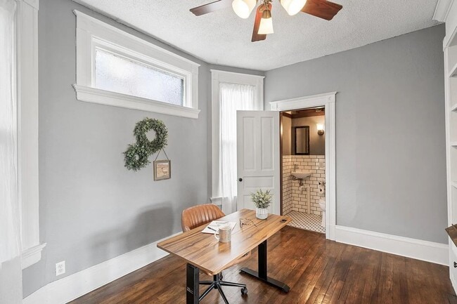 Building Photo - Magnificent, Beautifully UPDATED, 3 Bedroo...