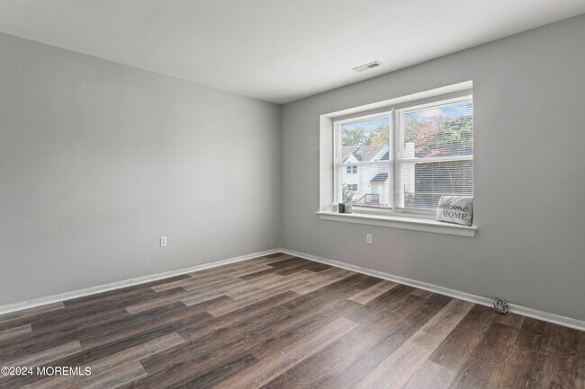 Building Photo - 41 N Indian Valley Ct