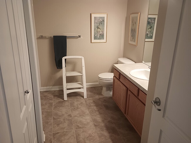 Building Photo - 4605 Hahns Peak Dr