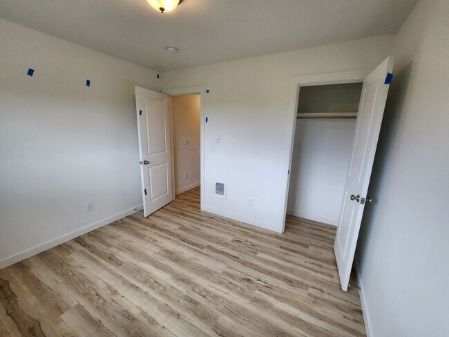 Building Photo - 1014 Peach Rd