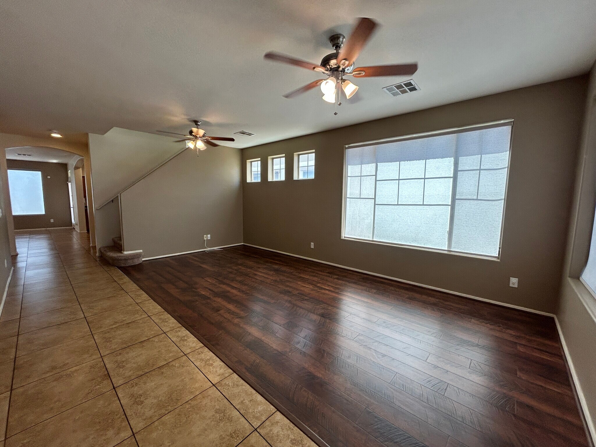 Building Photo - 3161 S Southwind Dr