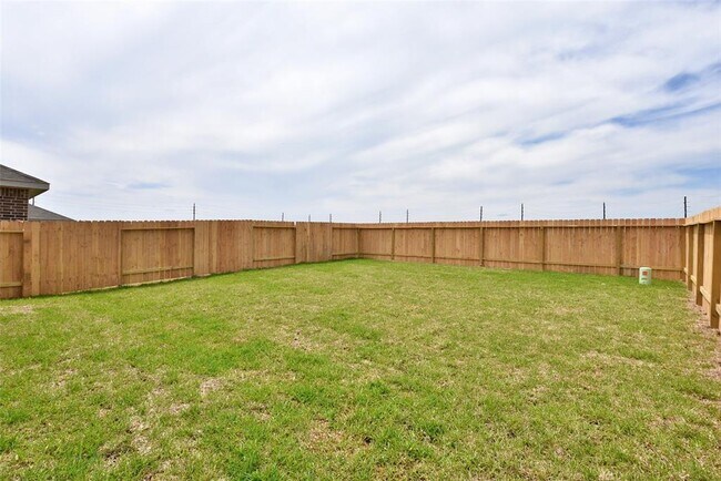 Building Photo - 24311 Saddlestone Green Dr