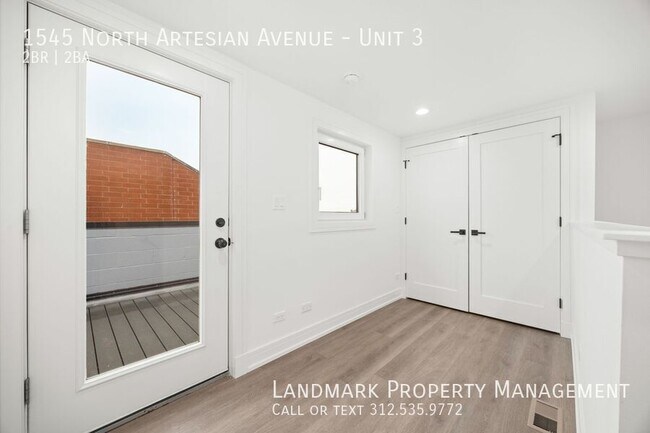 Building Photo - 1545 N Artesian Ave