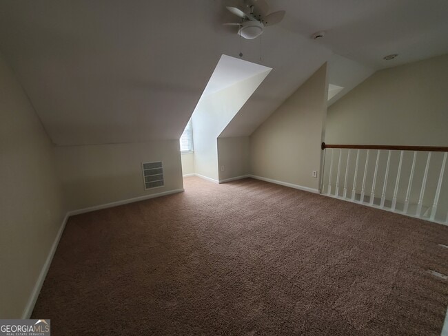 Building Photo - 1249 Thorncliff Ct