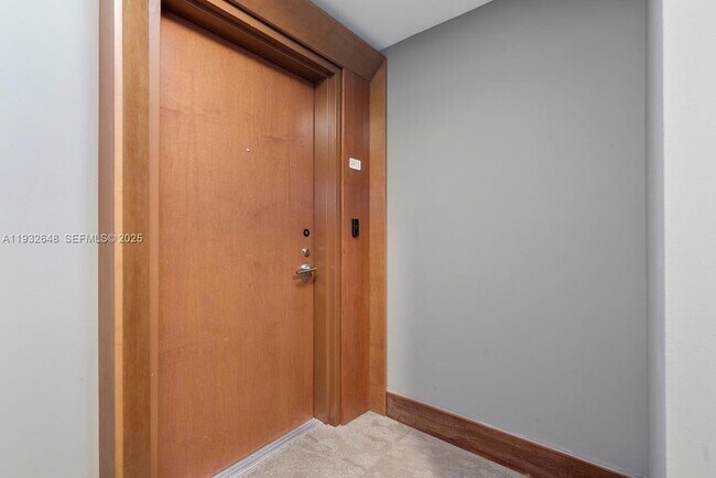 Building Photo - 31 SE 5th St