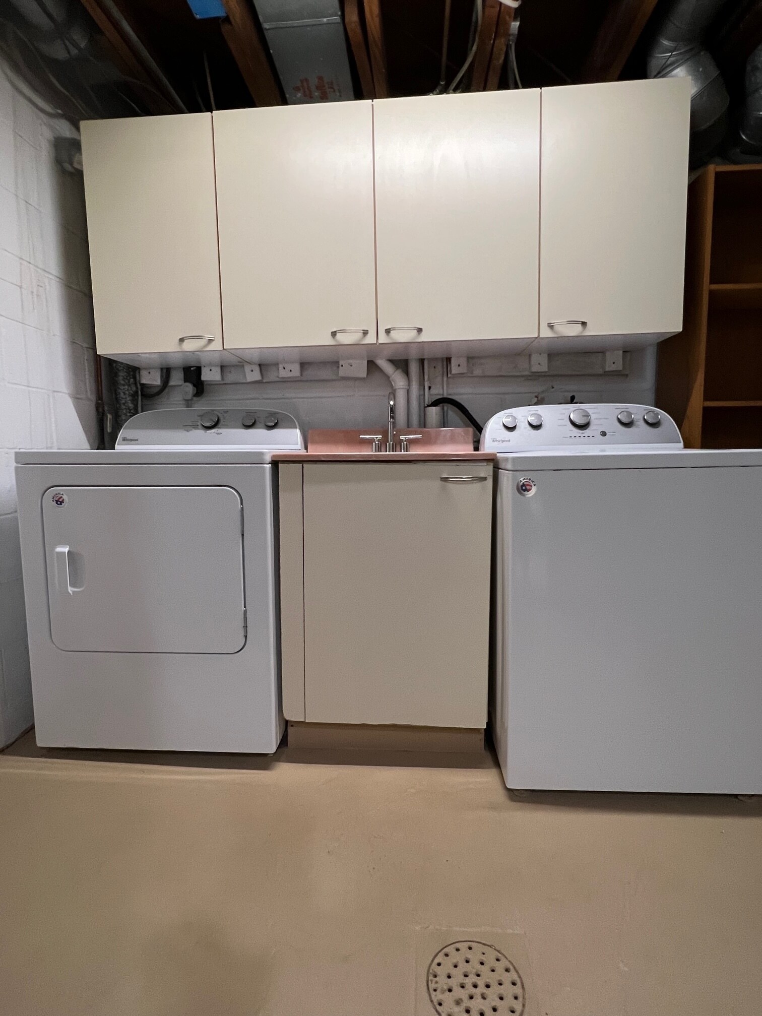 Building Photo - 8120 Remington Dr