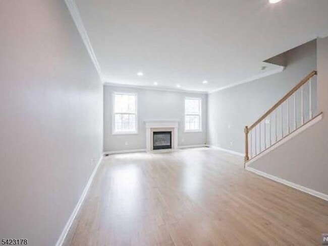 Building Photo - 451 Hartford Dr