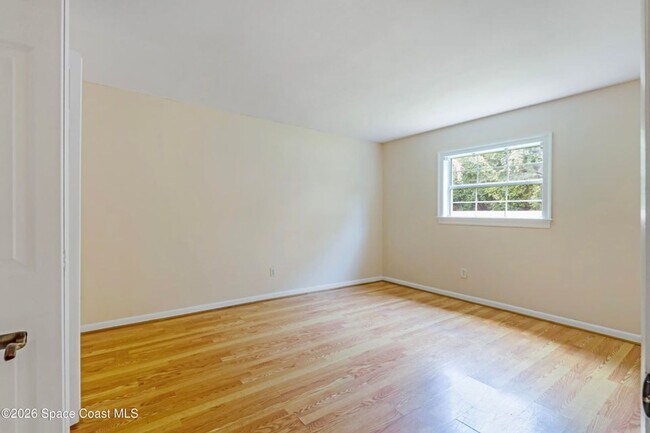 Building Photo - 317 Surf Dr