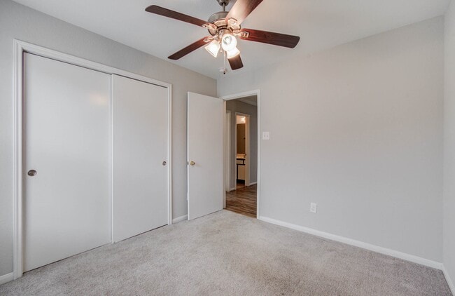 Building Photo - 2106 Bishop Hollow Ln