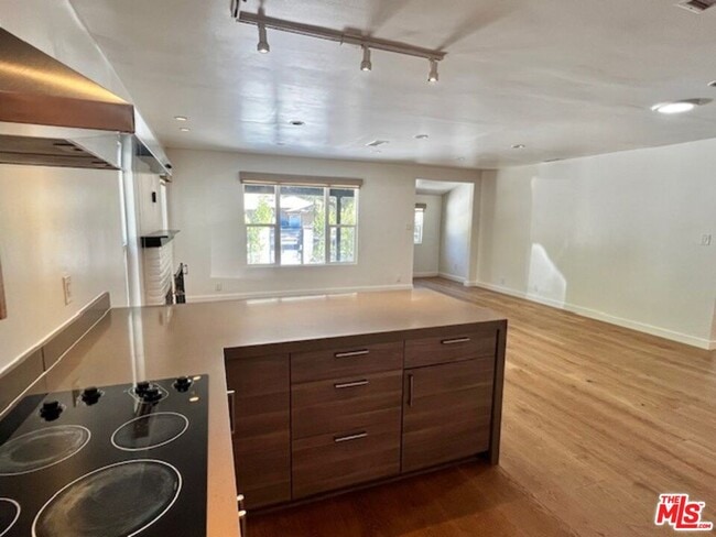 Building Photo - 4049 Monterey Rd