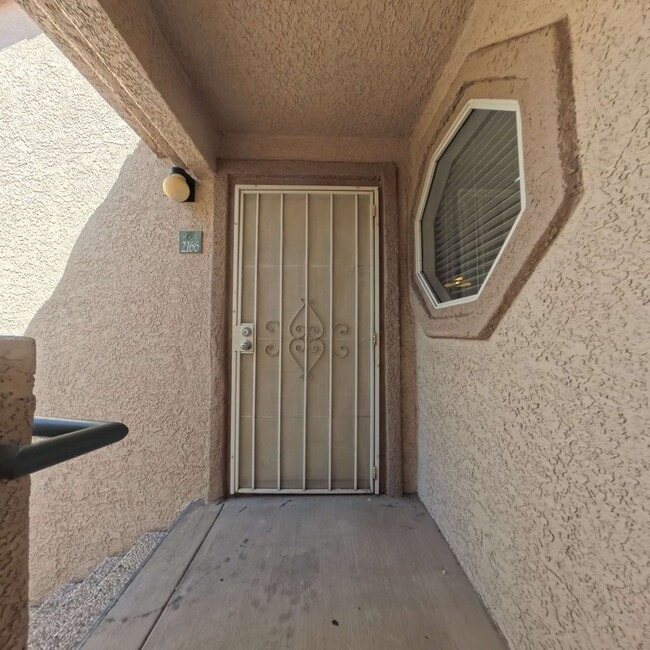 Building Photo - Upgraded 1 Bed 1 Bath Second-Story Condo at Opulence!
