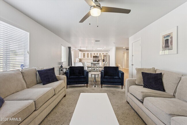 Building Photo - 13801 N 56th Pl