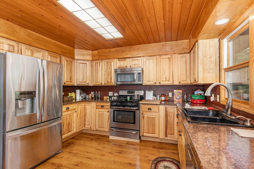 Building Photo - 10317 Slide a Ways Trl