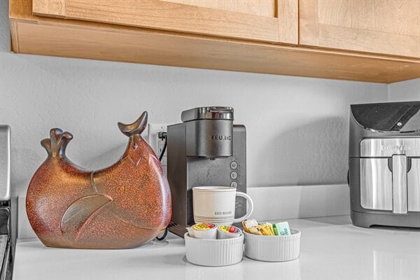 Building Photo - 303 Gangnes Dr