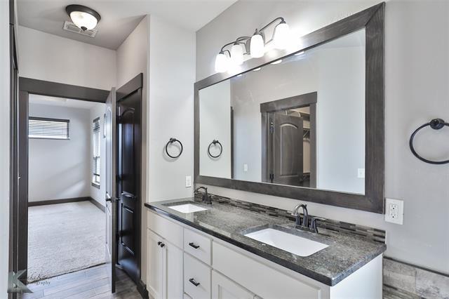 Building Photo - 350 White Rock Dr