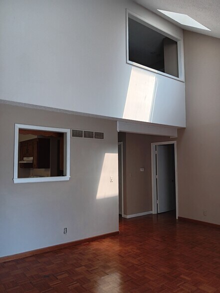 Building Photo - 11434 Reeder St