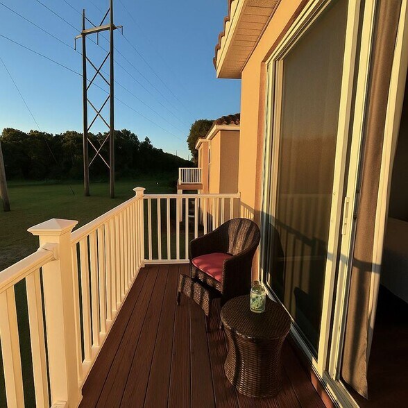 Building Photo - 438 Monroe Cir