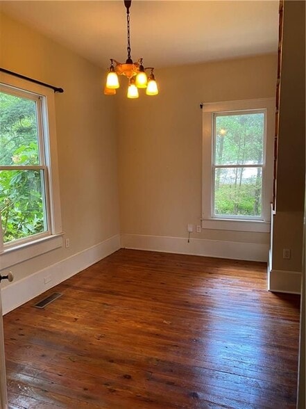 Building Photo - 101 1st Ave NW