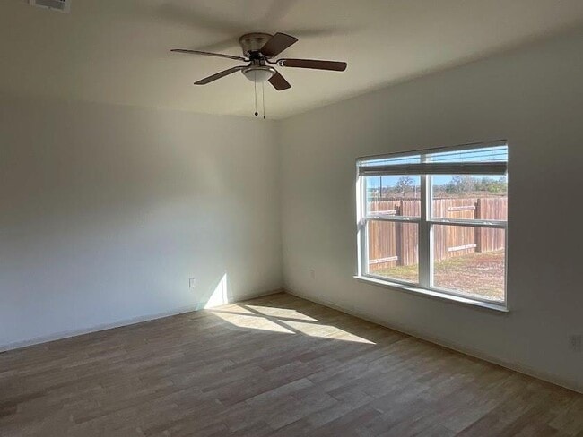 Building Photo - 172 Allington Cir