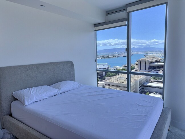 Building Photo - One Bedroom  with a view  in the Heart of ...