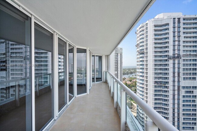 Building Photo - 21205 NE 37th Ave