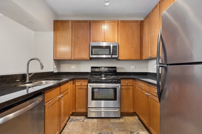 Building Photo - 200 N Jefferson St