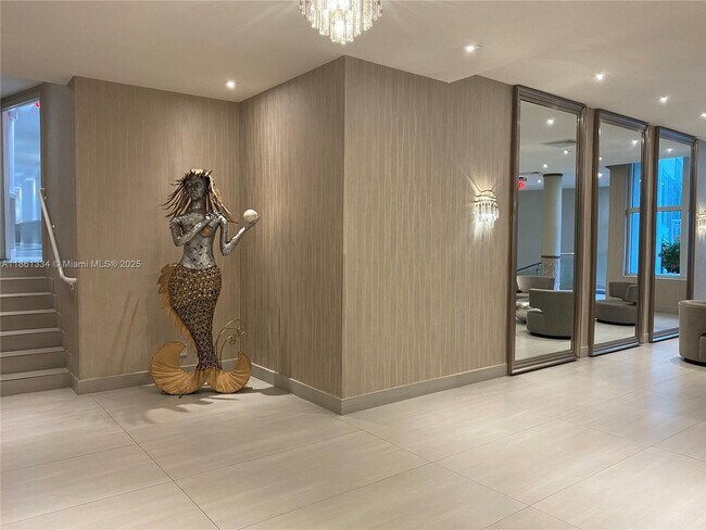 Building Photo - 5401 Collins Ave