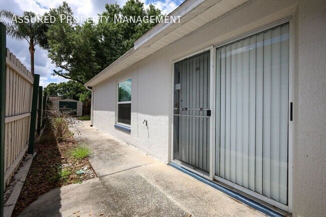 Building Photo - 9942 Dean Oaks Ct