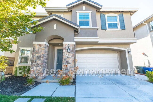 Primary Photo - 3138 La Corona Dr