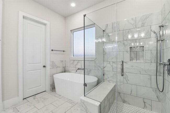 Building Photo - 1236 W 21st St