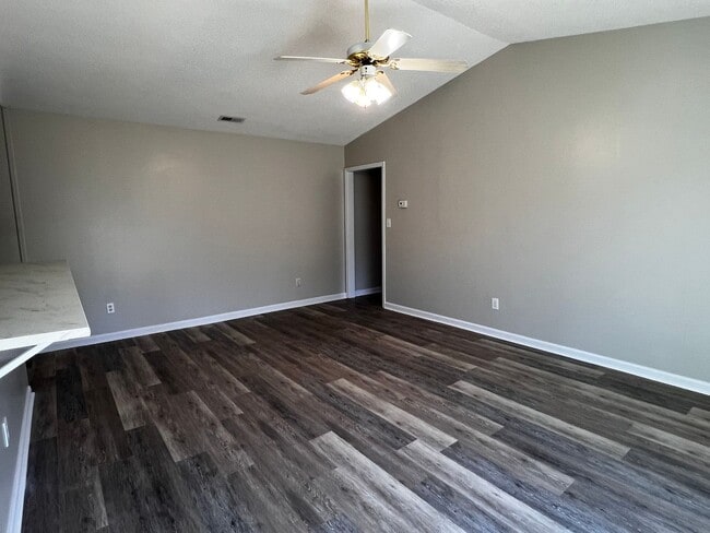 Building Photo - Lovely two bedroom two bath duplex in Hubert. NEW PAINT & NEW FLOORING THROUGHOUT. Just minutes t...