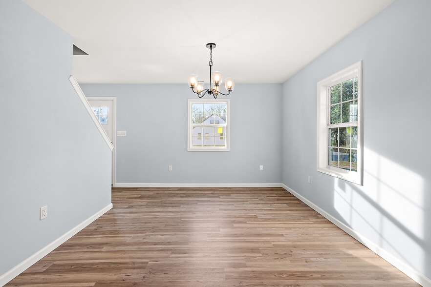 Building Photo - 1201 Tuscola Ave