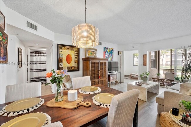 Building Photo - 9580 Weldon Cir