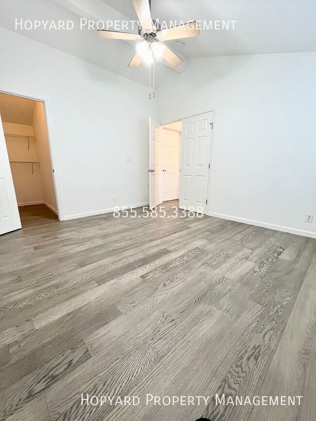 Building Photo - 27771 Vasona Ct