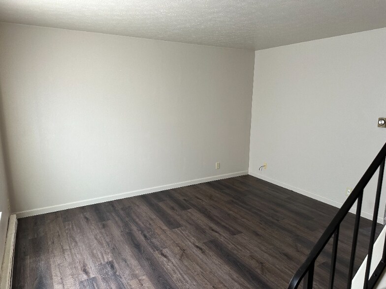 Building Photo - 612 N Highland Ave