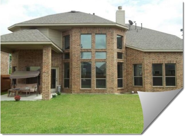 Building Photo - 13915 Sawmill Run Ln